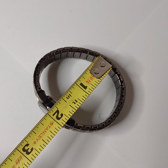 Dark Silver Tone Metal Stretch Watch - Picture 9 of 10